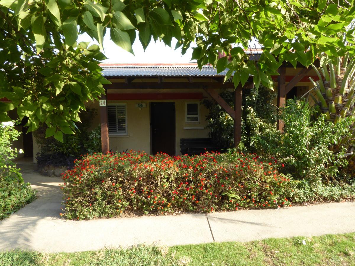 "Bakfar" Kfar Szold Country Lodging Kefar Szold Exterior photo