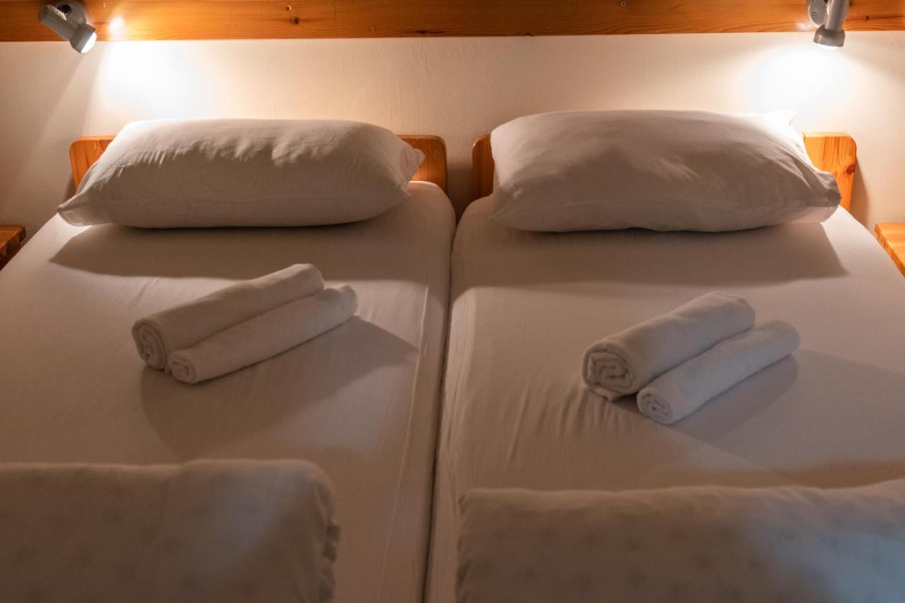 "Bakfar" Kfar Szold Country Lodging Kefar Szold Exterior photo