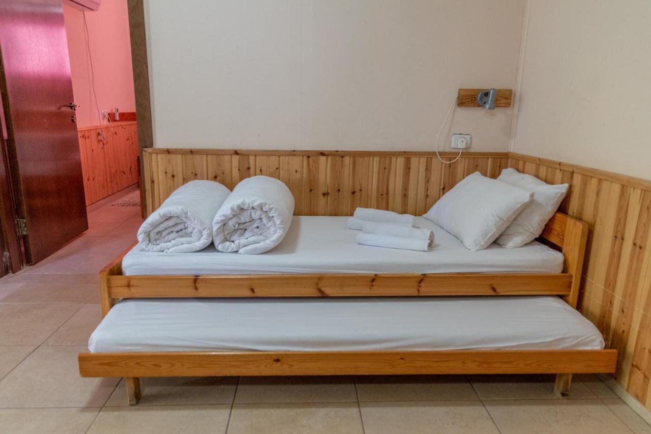 "Bakfar" Kfar Szold Country Lodging Kefar Szold Exterior photo